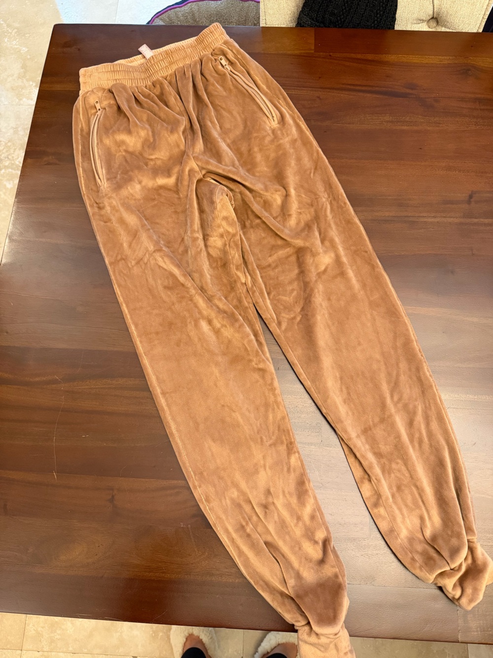 Skims Velour High Waist Jogger - Picture 2 of 5